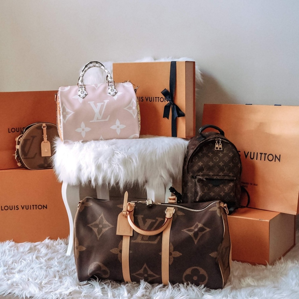 My Closet Rocks | Authentic Bags & Accessories ❤️ - Picture 4 of 5